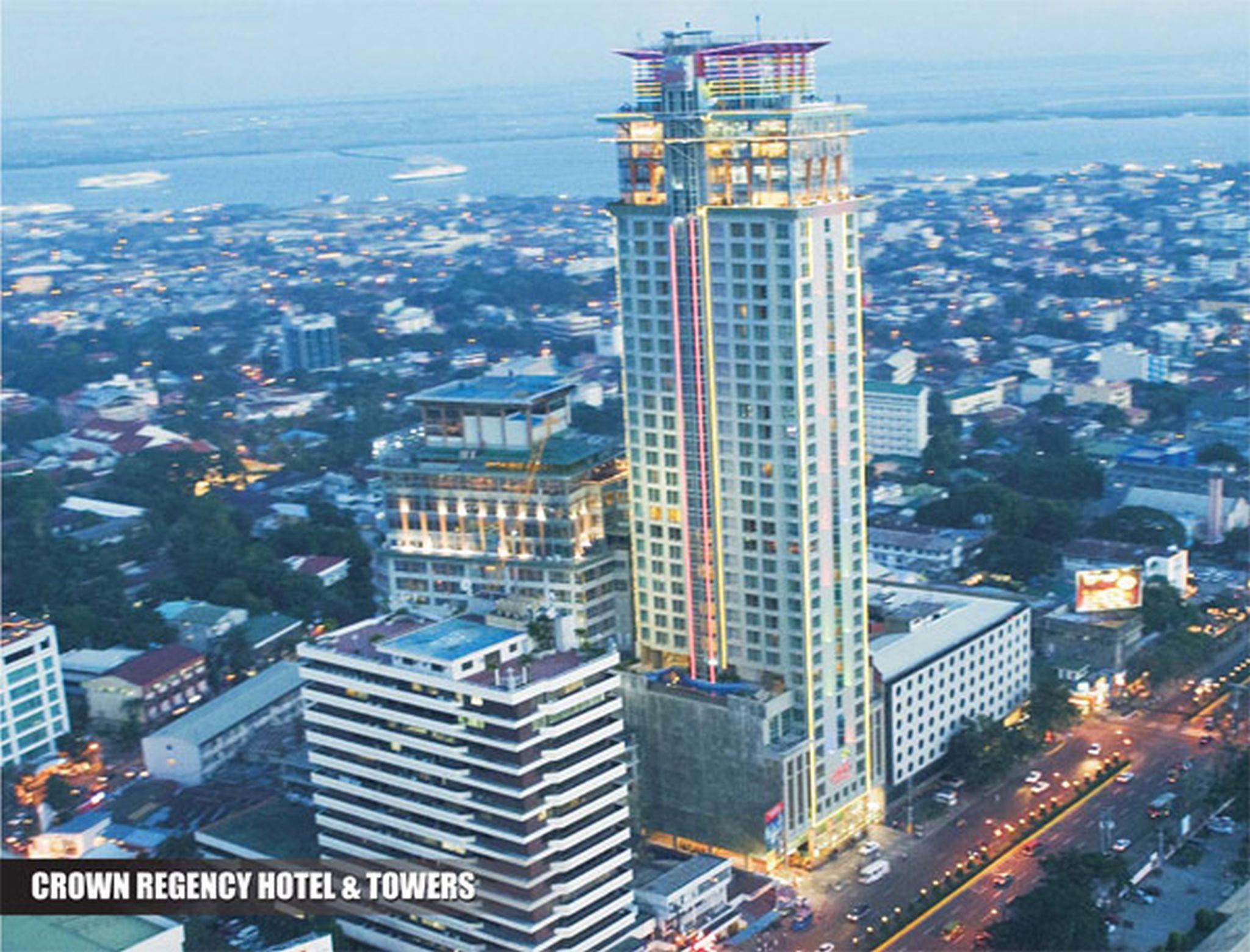 Crown Regency Hotel & Towers Cebú Exterior foto